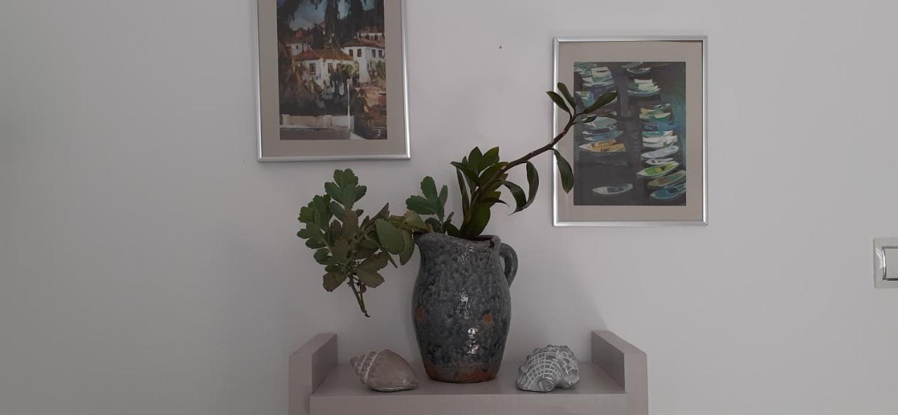 Hydra Apartment Bagian luar foto